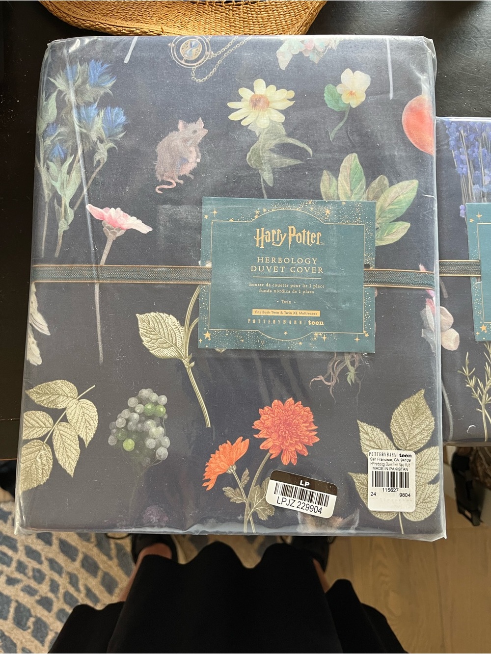 Pottery Barn Teen Harry Potter Herbology Duvet Cover in Navy with Floral Print